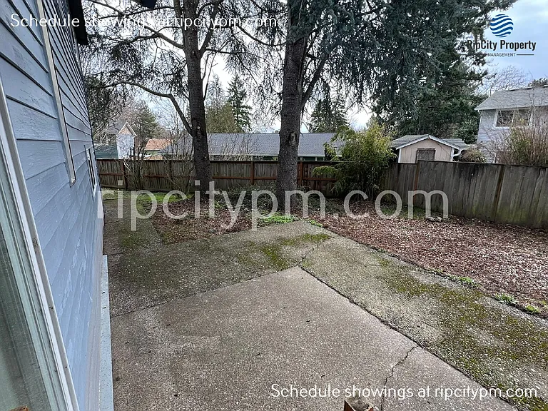 12250 SW Indian Hill Ln — Photo 28