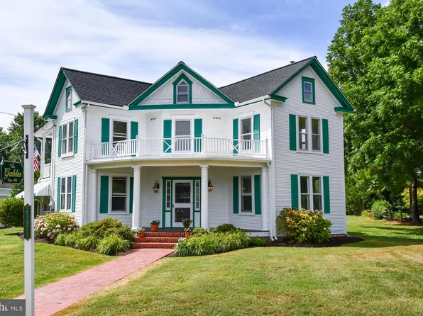 21451 Wharf Rd, Tilghman, MD 21671