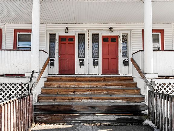 2nd image of 104-106 School St #1