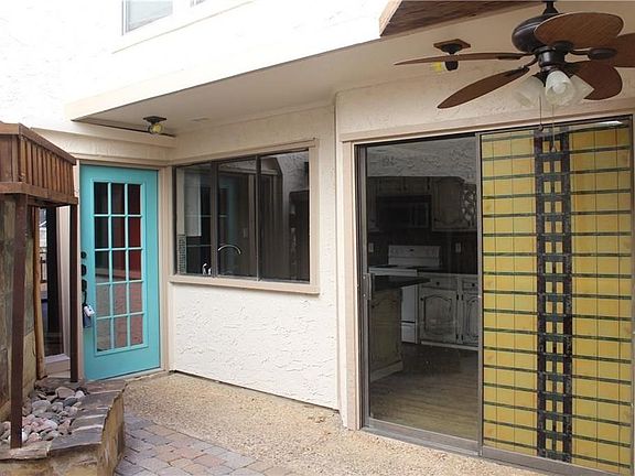 3rd image of 25 Oakbrook Dr