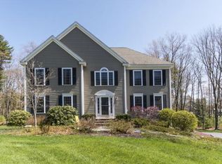 4 Margaret Ln, Lee, NH 03861