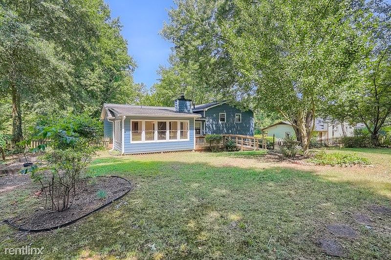 1st image of 3030 Susan Ct