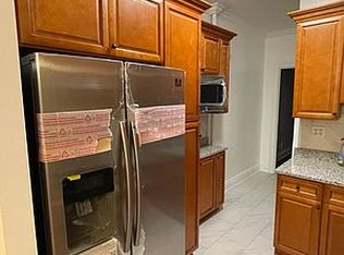 32-82 30th St #2R, Astoria, NY 11106