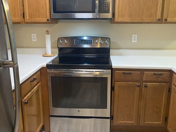 4th image of 1860 W Centennial Dr #1860