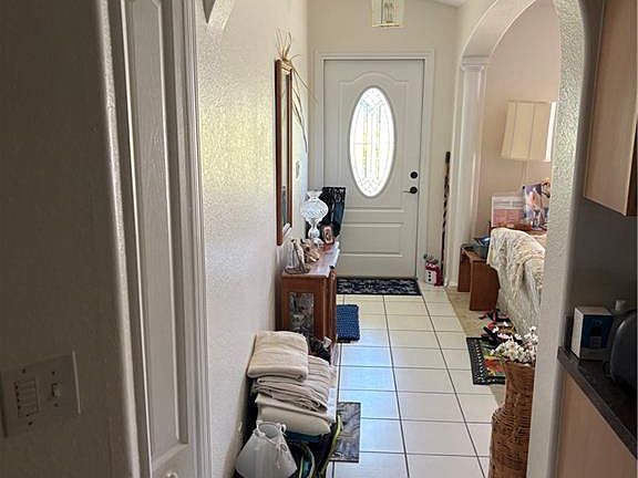 4th image of 1415 SW 29th TER