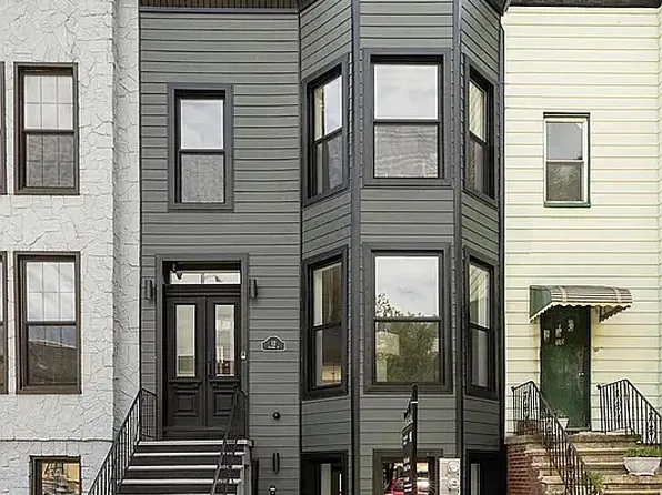 12 Pilling Street image 1 of 8