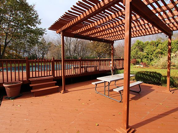 5th image of 3645 N Chamlin Dr