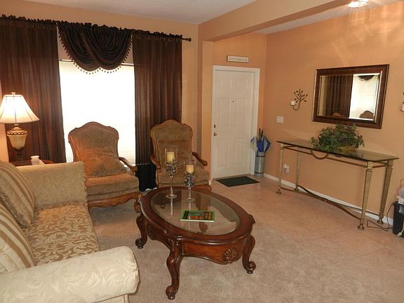 2nd image of 3117 SW Solitaire Palm Dr
