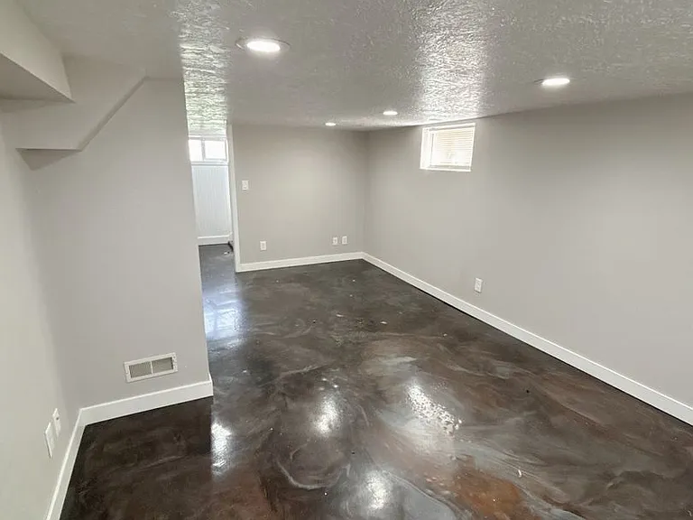 1332 S 3rd Ave — Photo 13