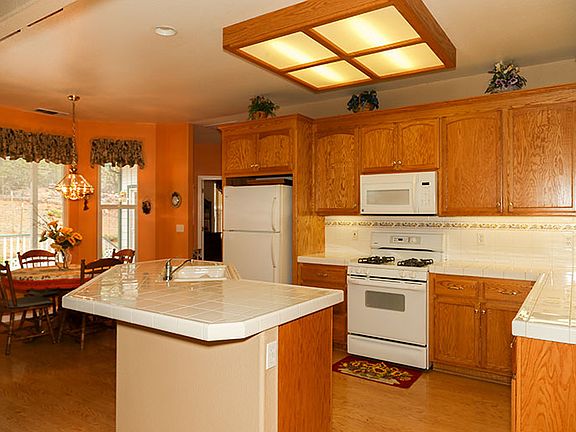 4th image of 14109 La Barr Pines Dr