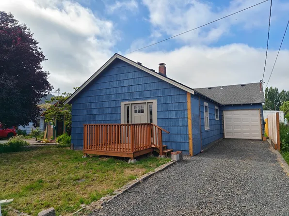 845 Myrtle Ave, Reedsport, OR 97467