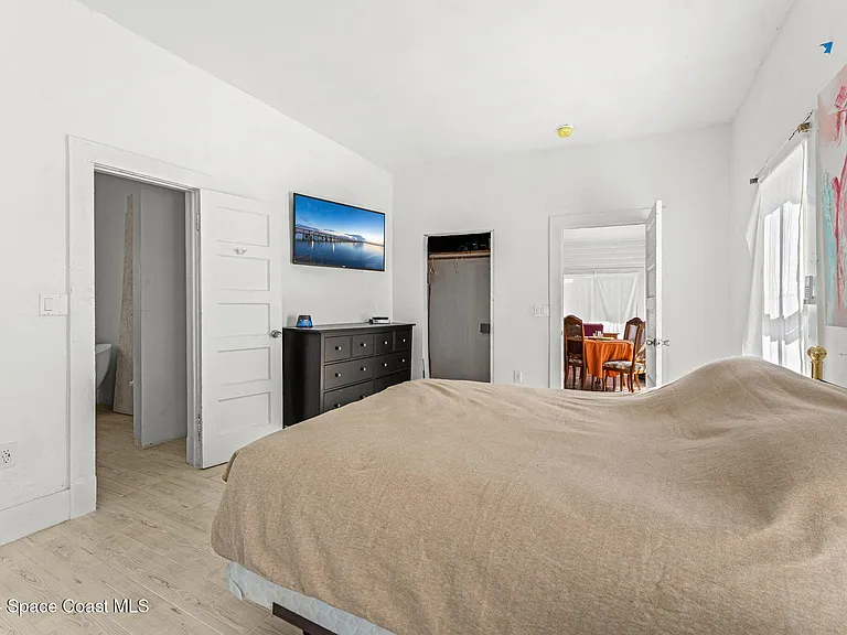 1365 Pineapple Ave #N — Photo 18