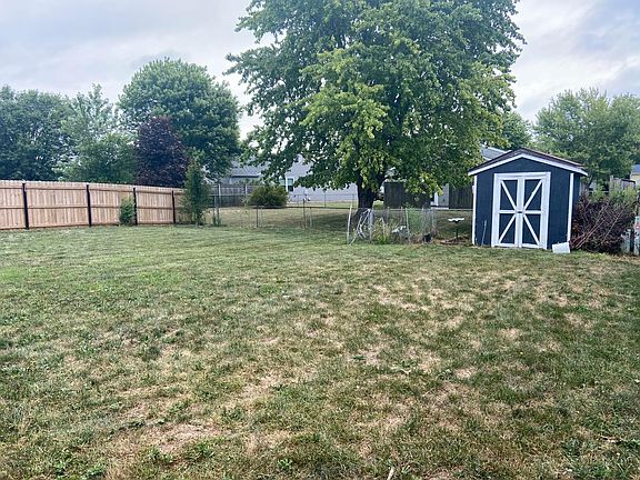 2nd image of 1374 Aronia Ct