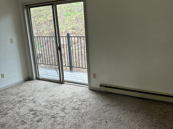 5th image of 5020 Main Gore Pl Unit B-22