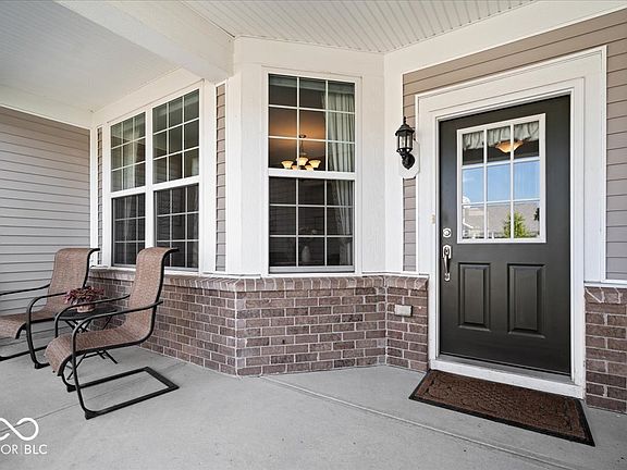 2nd image of 16127 Loire Valley Dr