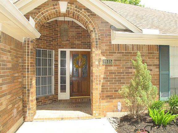 2nd image of 2115 Shadow Park Dr