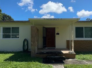 301 NE 89th St, El Portal, FL 33138