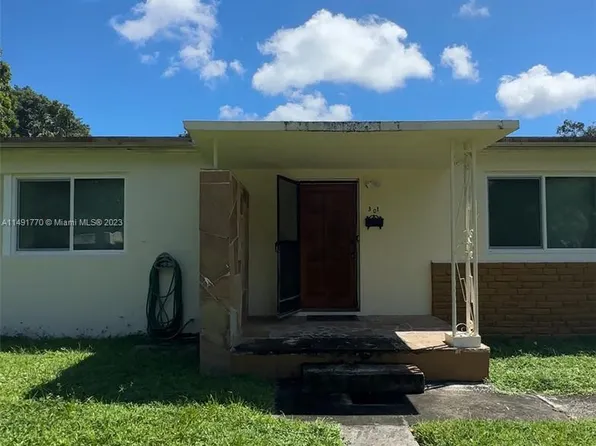 301 NE 89th St, El Portal, FL 33138