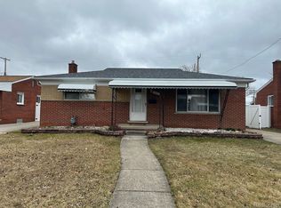 5820 Amboy St, Dearborn Heights, MI