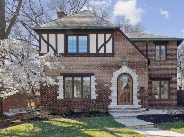 437 Mission Ct, Saint Louis, MO 63130