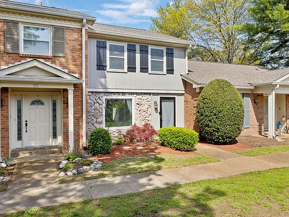 2nd image of 303 Plantation Ct