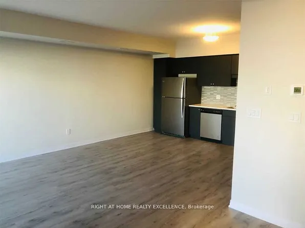 8 Vitality Dr, Kitchener, ON N2R 0R7
