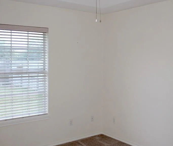 1418 Summerfield Ln — Photo 19