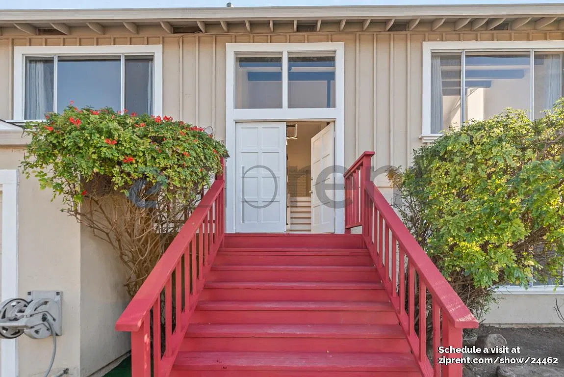 4 bed, 2000 sqft, $4,725 — Photo 3