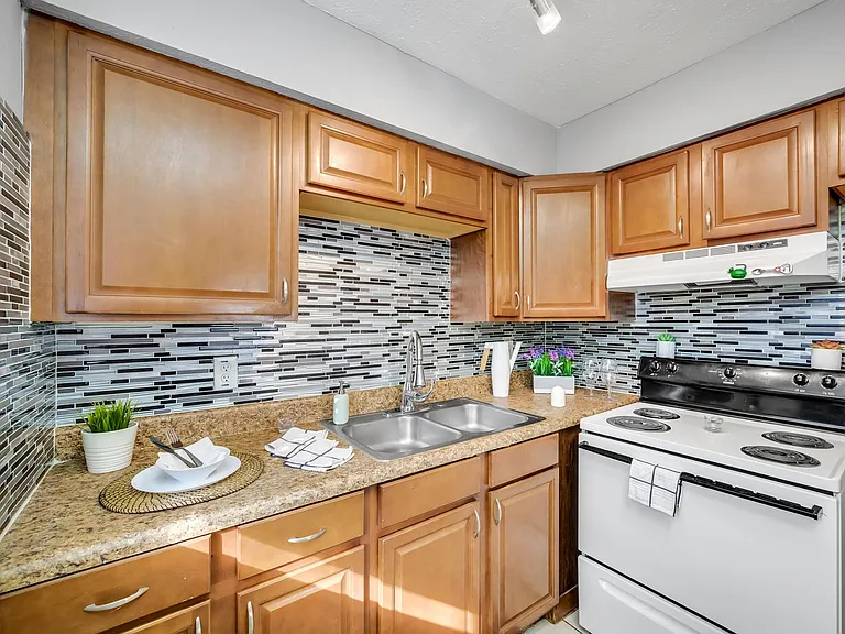 Timber Trace Apartments — Photo 12