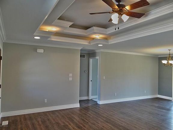 2nd image of 255 Davis Dr