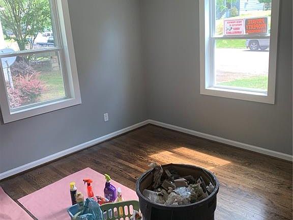 2nd image of 4727 Cronin Dr