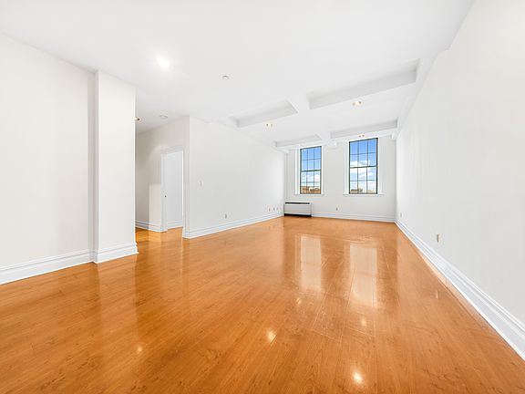 4th image of 45-02 Ditmars Blvd #408