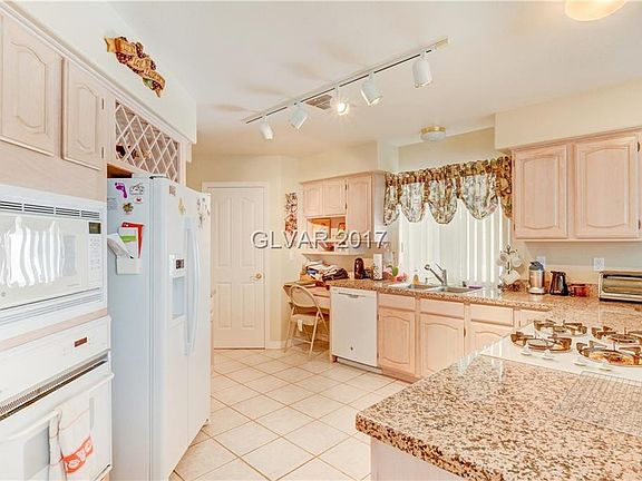 2nd image of 7944 Marbella Cir