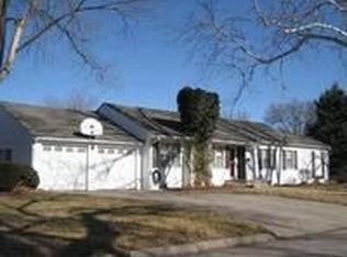 400 W 21st Ave, Hutchinson, KS 67502
