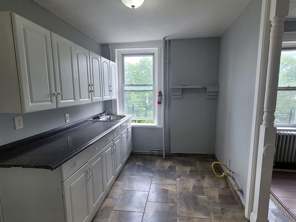1st image of 373 Fairmount Ave #10A
