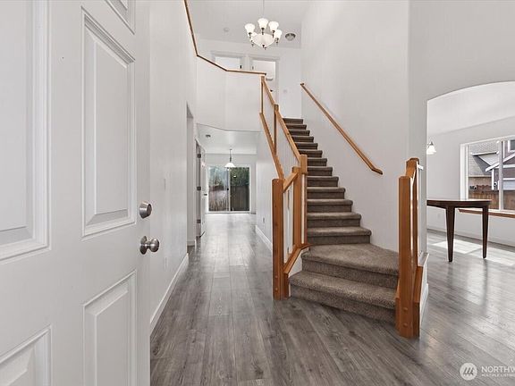 2nd image of 6713 SE 3rd Street