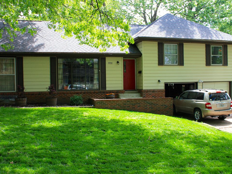 1st image of 4401 E 108th St