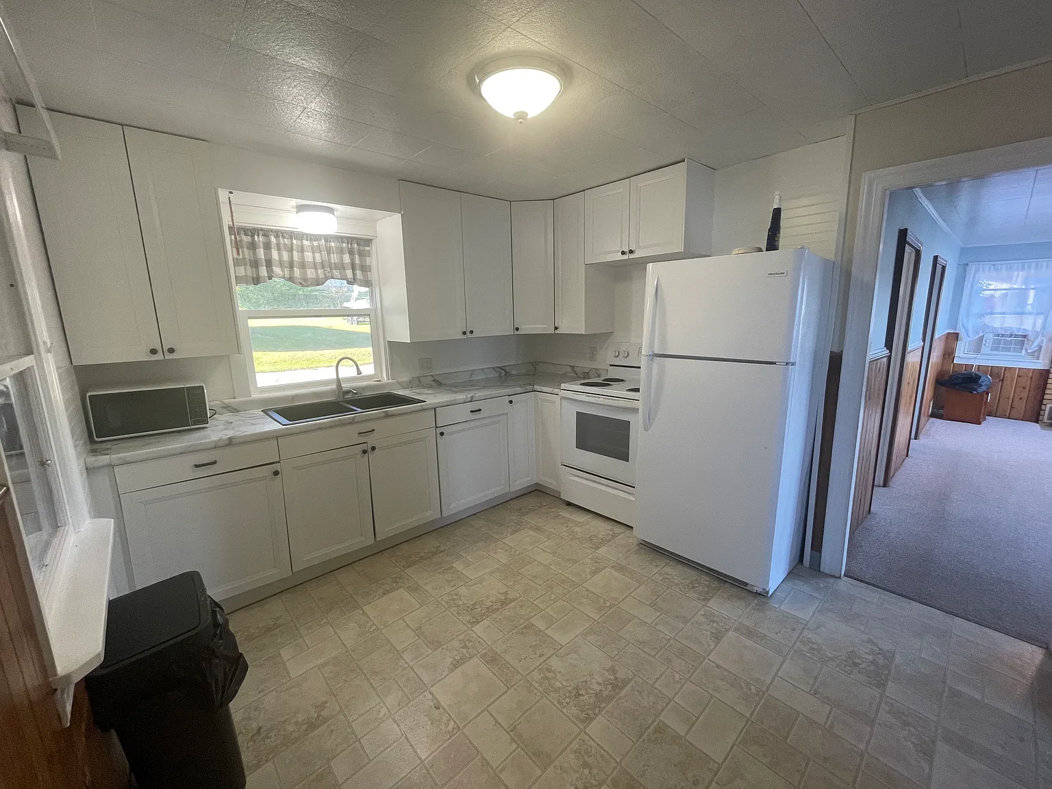 7552 W Swick Rd — Photo 4