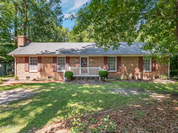 177 Washington Circle, Wallace, NC 28466