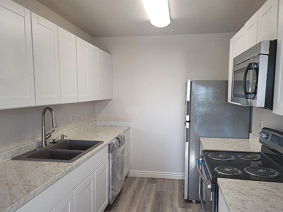 4th image of 3420 Sanostee Dr #T-100