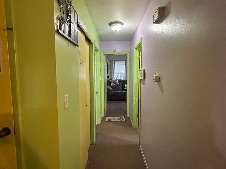 Myrtle Ave — Photo 9