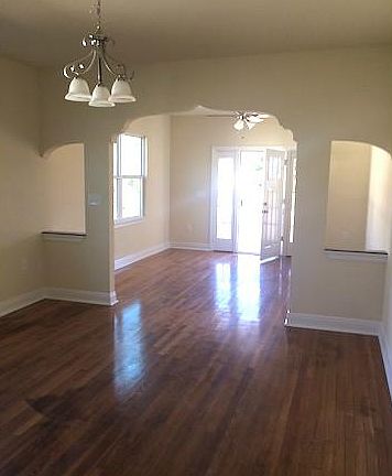 4th image of 4614 Baccich St