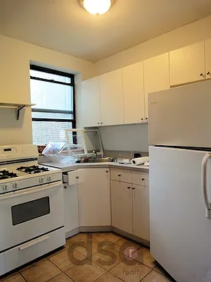 Rented by DSA Realty | media 34