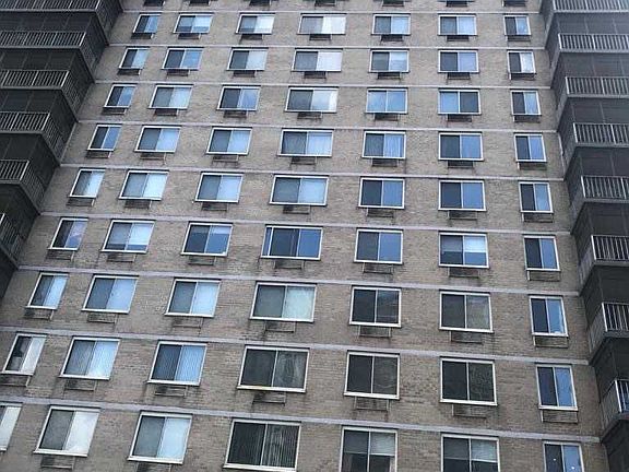 3rd image of 118-18 Union Tpke APT 8L