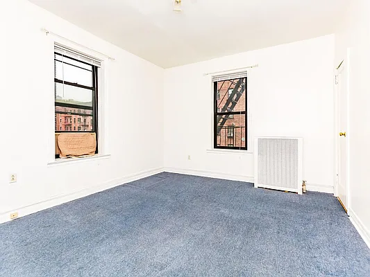 Sold by Re/Max In The City | media 18