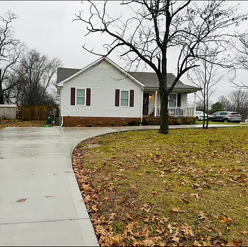 1208 Pembroke Oak Grove Rd Photo 1