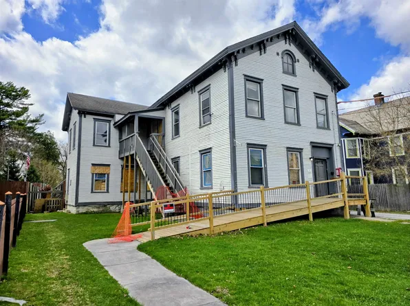 135 Grove Street, Rutland City, VT 05701