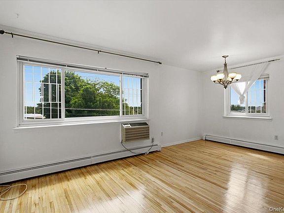 3rd image of 900 Midland Avenue #2D