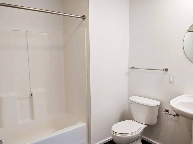 Mercury - Residential — Photo 153