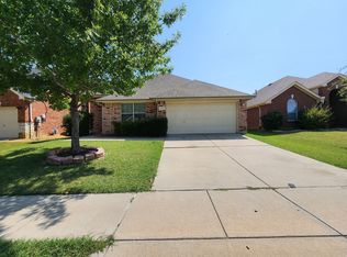 3216 Chesington Dr, Fort Worth, TX 76137